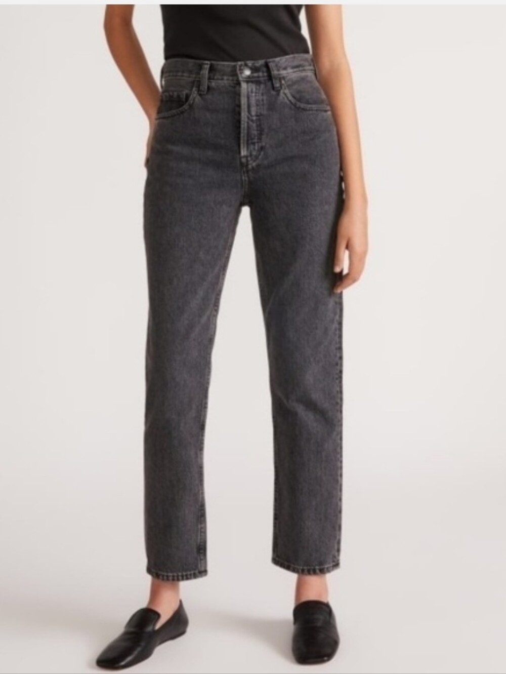 Everlane Curvy Cheeky Jean in Black Denim | 24